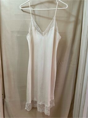 Victoria's Secret Ivory Lace-Trim Slip Chemise